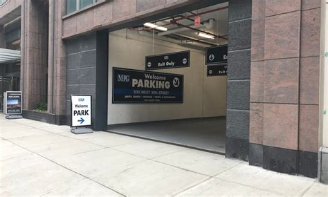When you return, present valet-ticket and parking pass to cashier (tip not included in reservation) Secure and affordable indoor or outdoor parking in the South Slope. . Mpg manhattan plaza parking